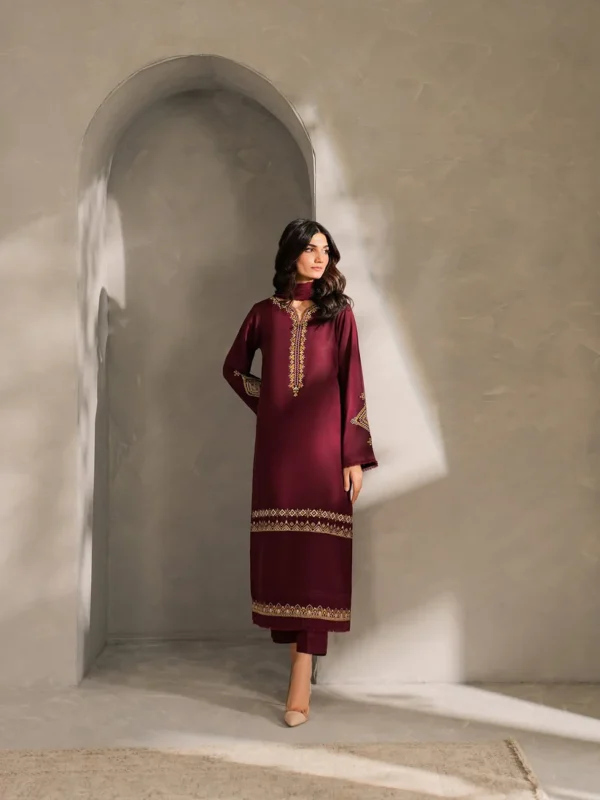 Calvin Red LONG LENGHT ( Embroided 3 PCs)